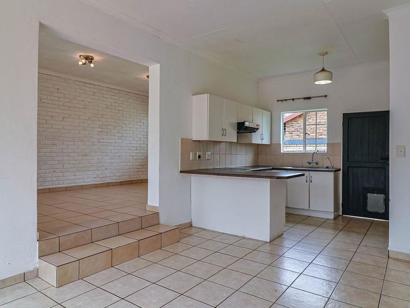 🏡 Townhouse for Sale – R 870 000 In Wilgeheuwel - Photo 10