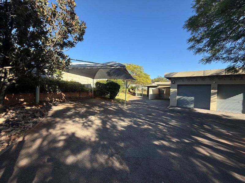 Family Home for Rent – Prime Location Near Helderkruin Laerskool! - Photo 3
