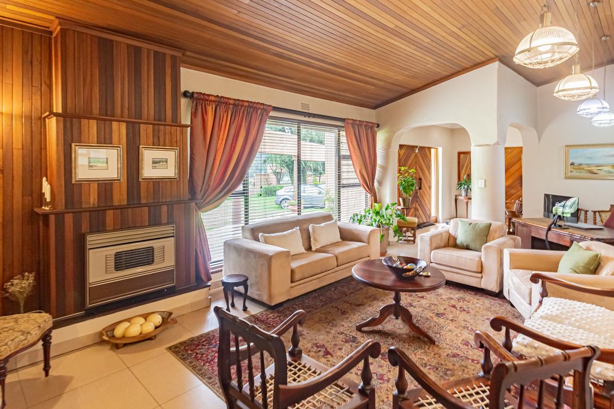 Exceptional 4-Bedroom House with 3 Flatlets - Photo 4