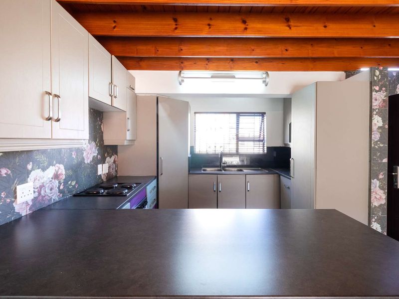 3 bedroom Cluster in Blue Lakes Estate - Photo 10