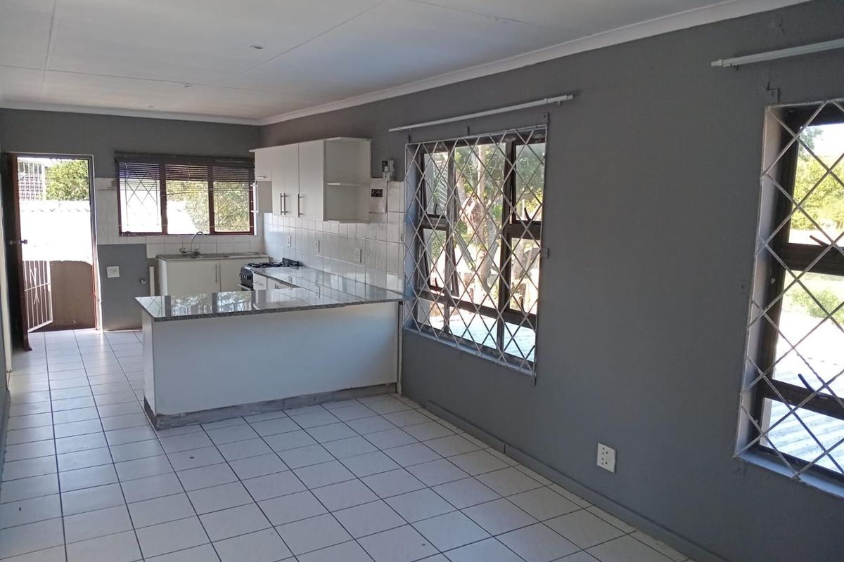 Practical 2-Bedroom Rental in Established Meer En See, Richards Bay - Photo 3