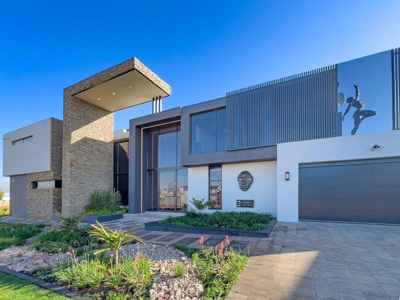Modern Automated Mansion in Midstream Heights – Where Cutting-Edge Technology Meets Timeless Luxury - Photo 4