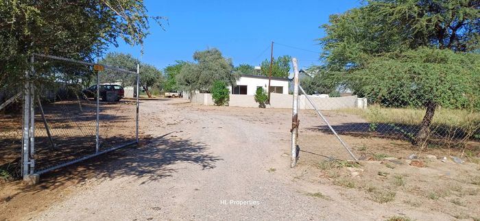 Property #2477033, Industrial For Sale in Okahandja Central