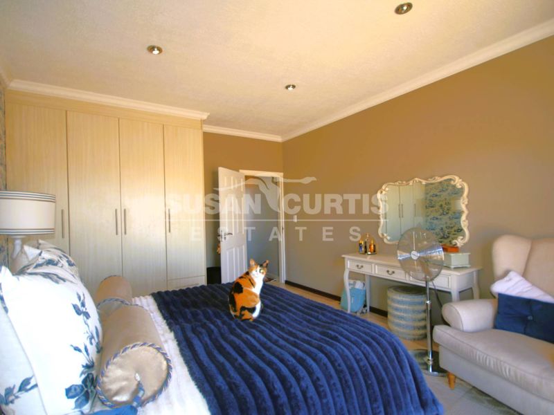 PENTHOUSE WITH STUNNING SEA VIEW - Photo 6