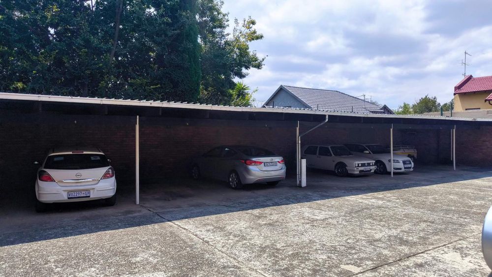 2 Secure Parking Bays