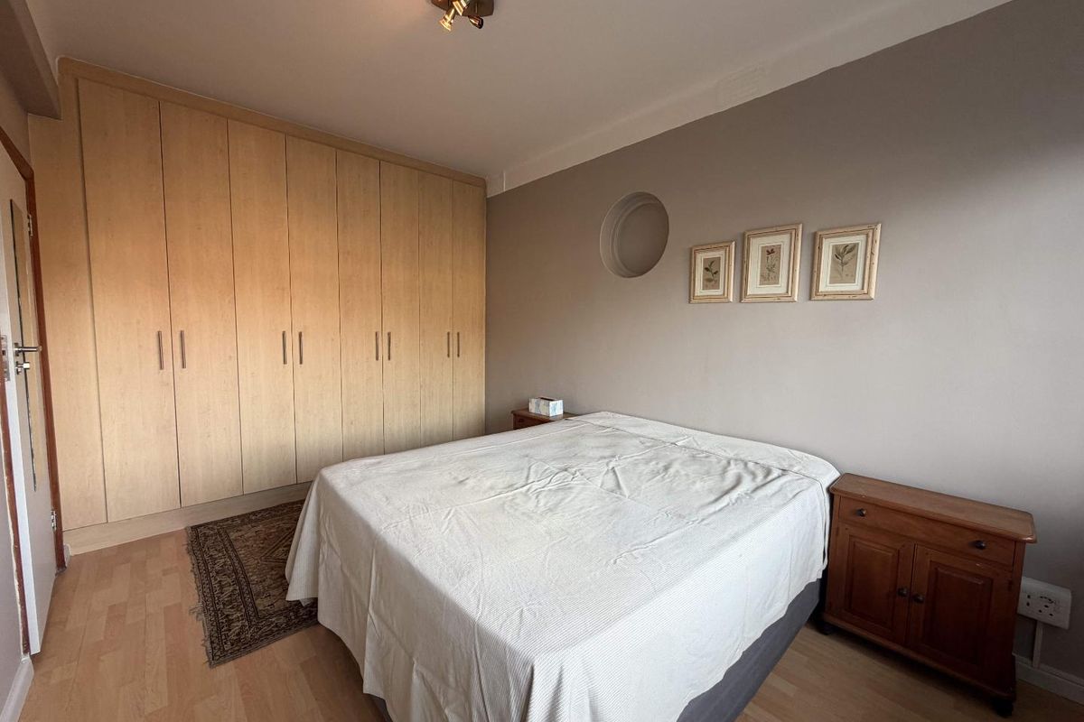 Charming Mouille Point Apartment - Photo 5
