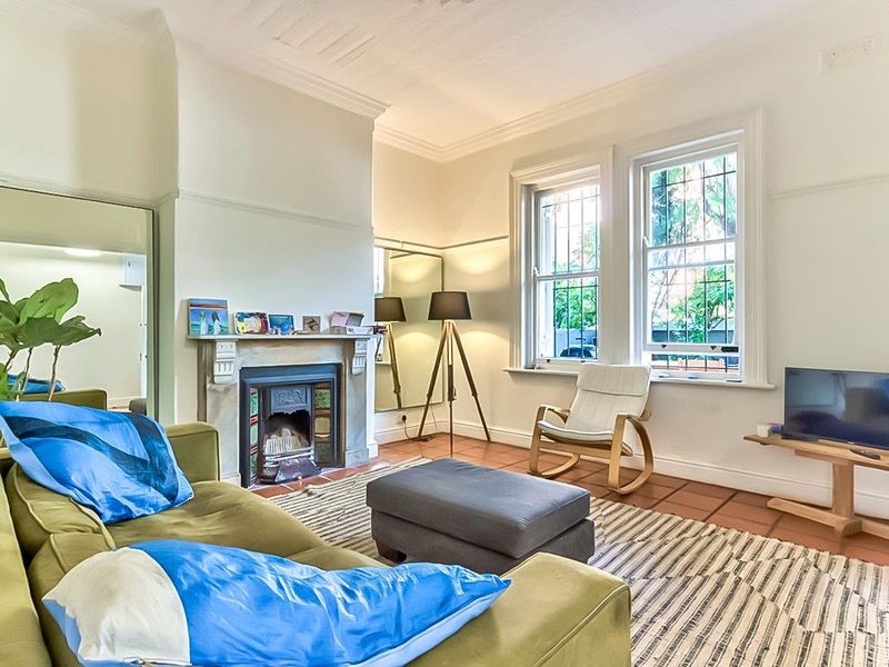 Live, Work, or Invest in this Prime Location close to Kloof Street. - Photo 7