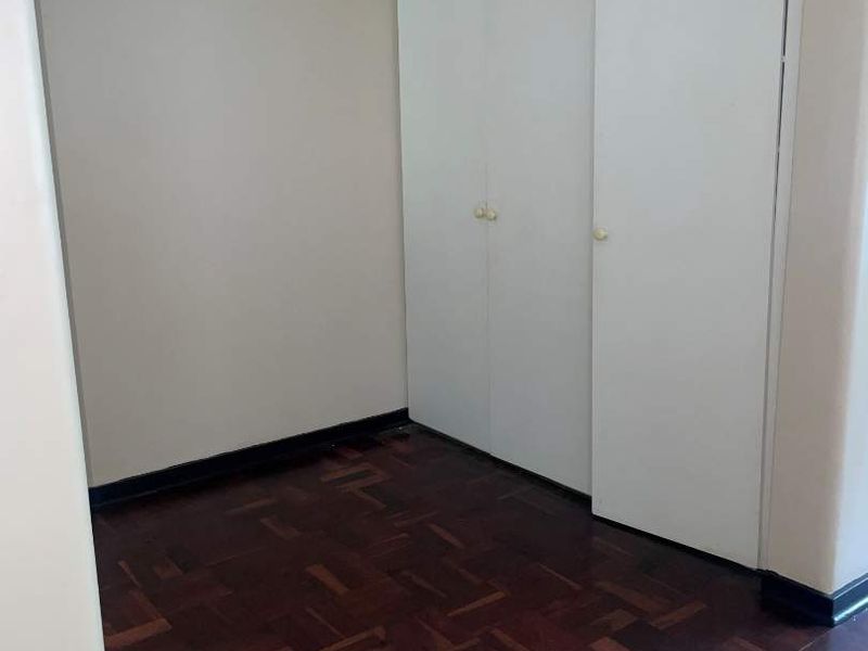 0.5-Bedroom Flat to Let – Thabazimbi, Sunnyside - Photo 3