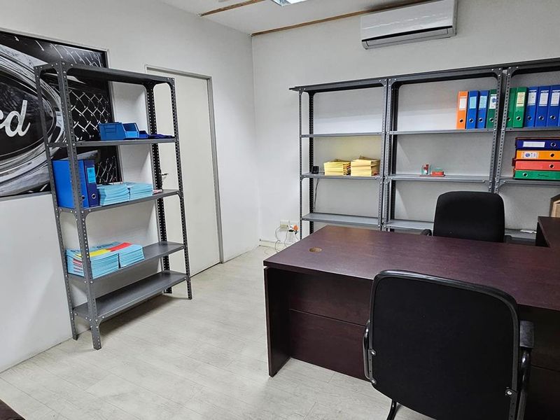 Office for Sale in Southern Industrial Area - Photo 6