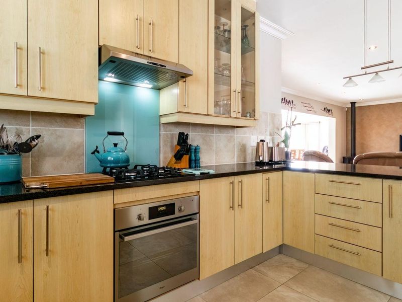 Corner Plot Gem with All the Extras in Westwood Village Estate - Photo 3