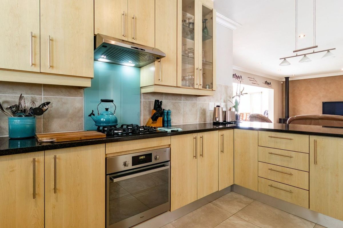 Corner Plot Gem with All the Extras in Westwood Village Estate - Photo 3