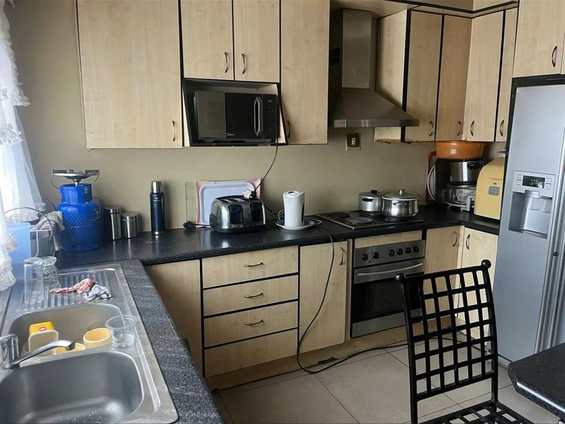 🏡 3-Bedroom Home for Sale | R850 000 | Buhle Park, Germiston - Photo 2