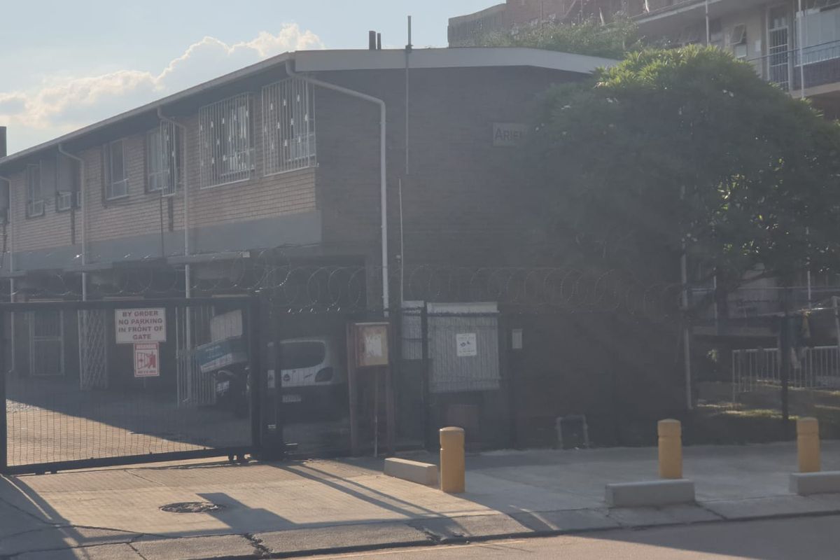 Beautiful Starter Home or Investment - Photo 4