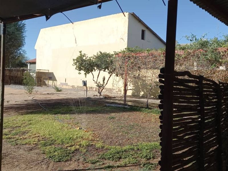HOUSE FOR SALE IN USAKOS - NAMIBIA - Photo 3