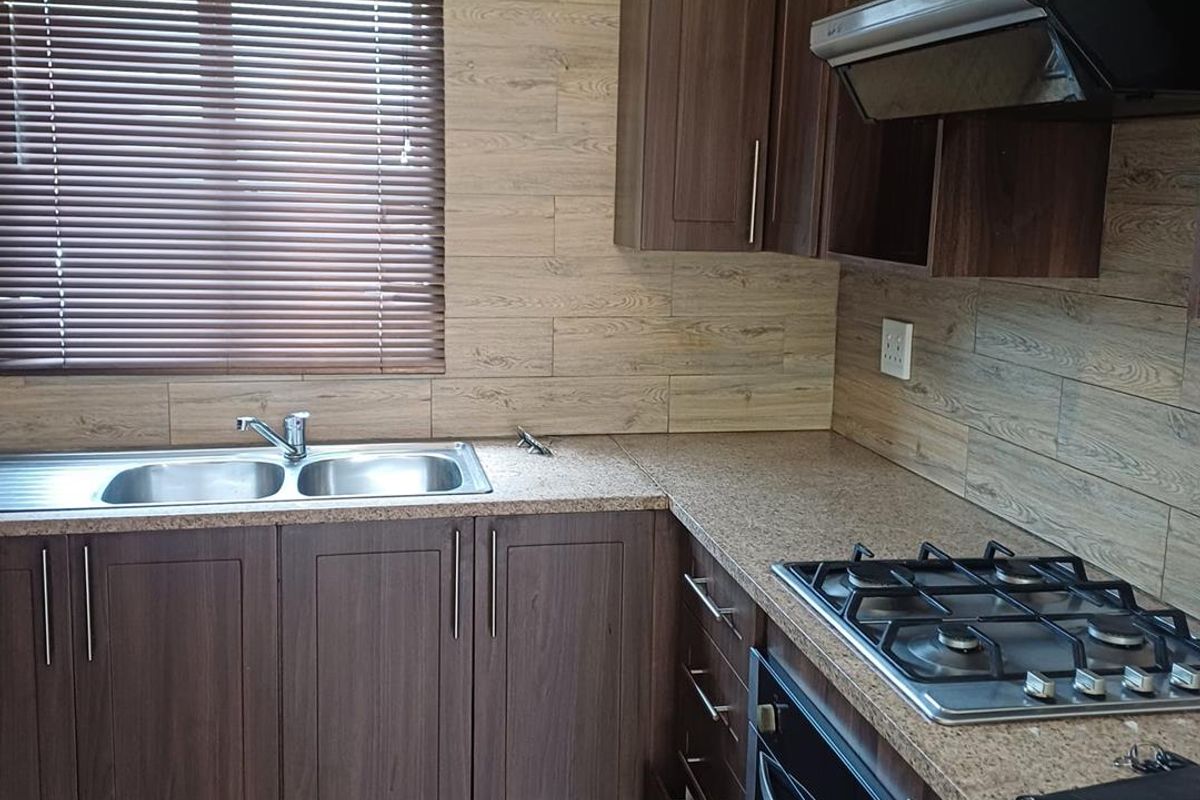 2 Bedroom Apartment To Let - Photo 3