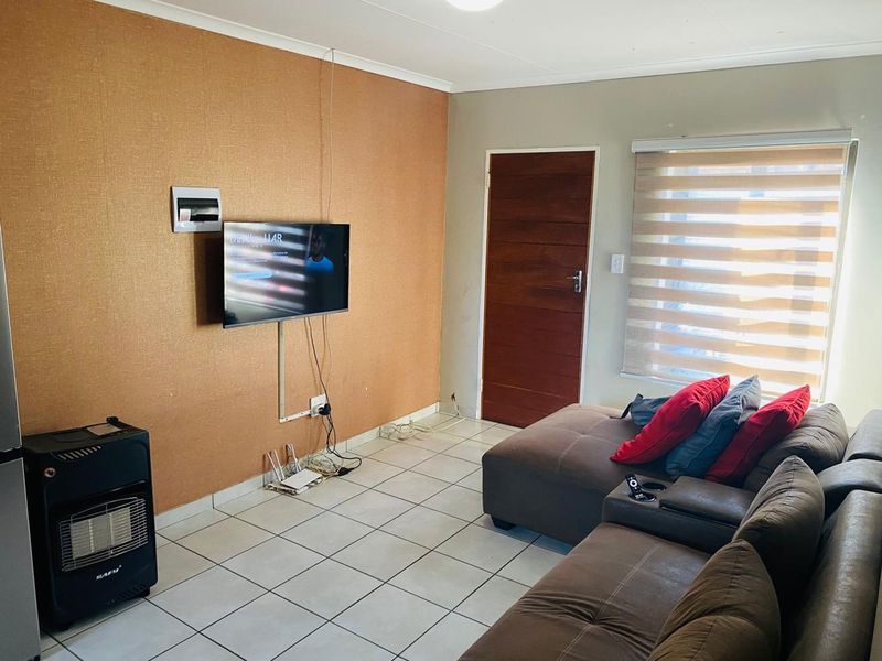 Discover Affordable, Secure and Comfortable living in Elandspoort!!! - Photo 4