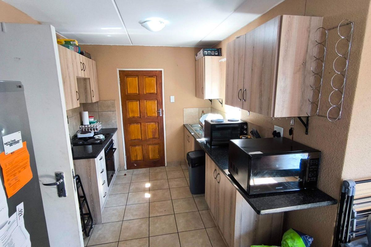 Modern Double Storey! - Photo 3