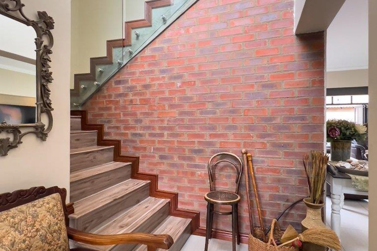 Dual Mandate - Modern Luxury in Midstream Ridge Estate - Photo 5