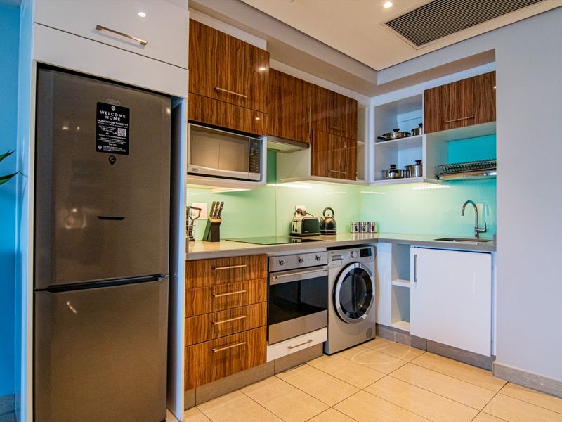 Hotel Ready Apartment at the Pearls - Photo 6