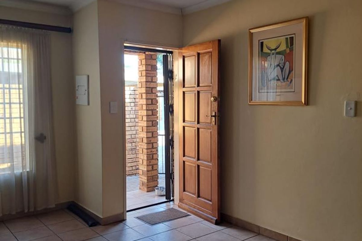 3-Bedroom Corner Unit for Sale - Photo 3