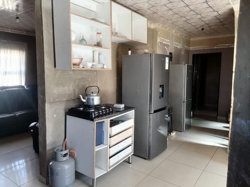 House For Sale in Orlando West, Soweto - Photo 7