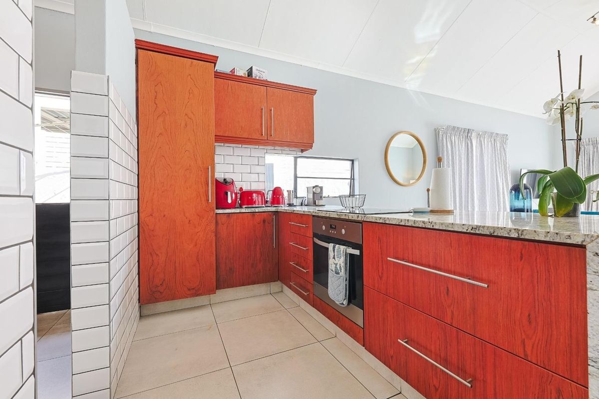 Welcome Home to Modern Comfort in Saint Olympus Estate - Photo 5