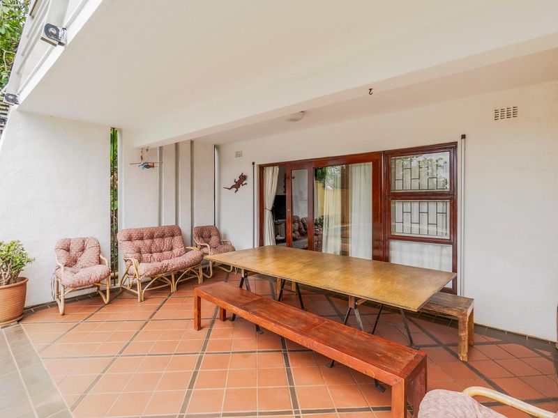 Unique family home - Photo 3