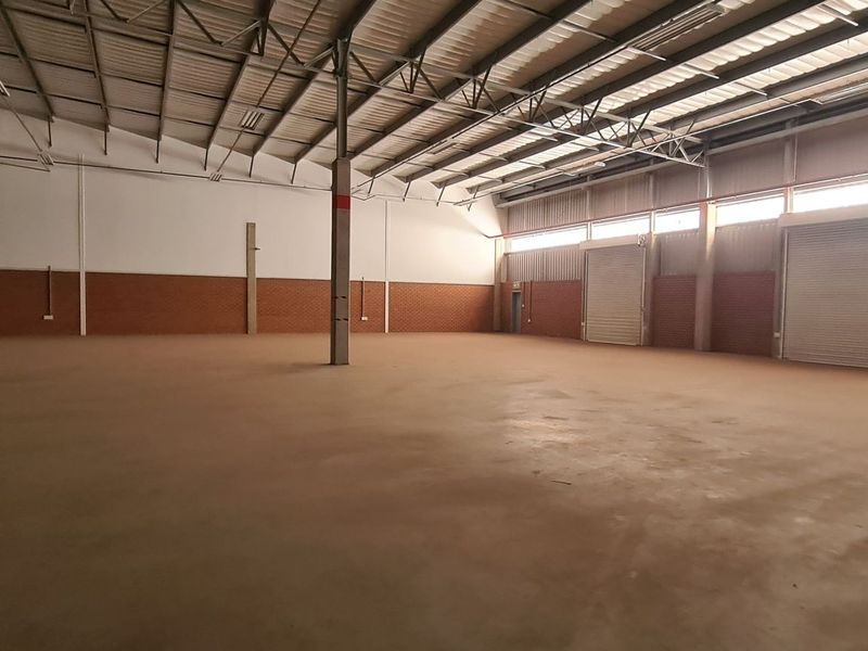 1315/m2 Olifantsfontein Warehouse To Let - Photo 5