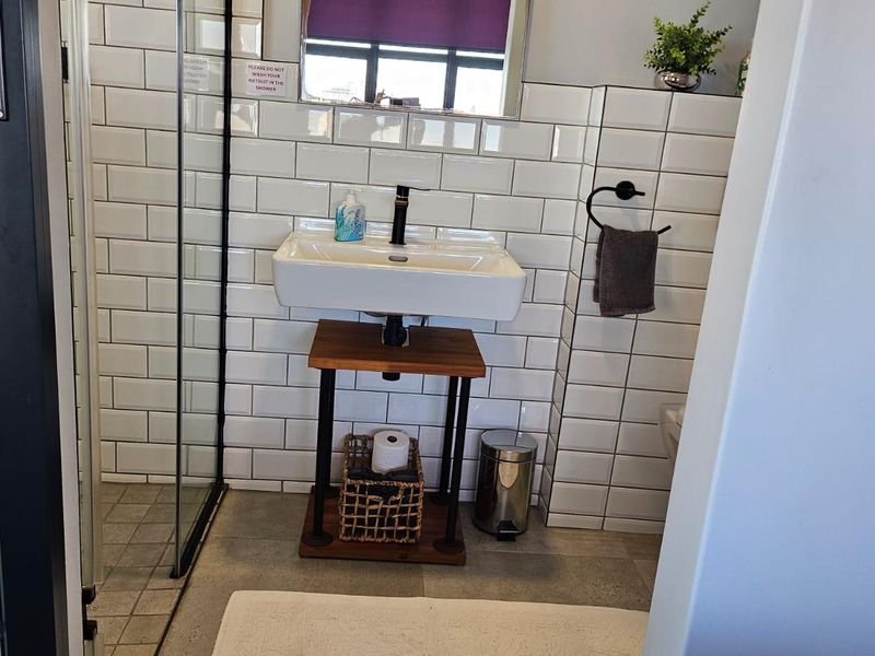 Own Cape Town’s Beachfront Lifestyle - Photo 8