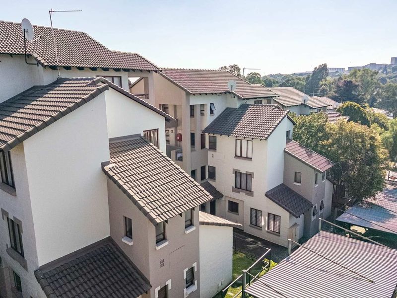 Duplex Living with Two Balconies in the Heart of Ferndale” - Photo 3