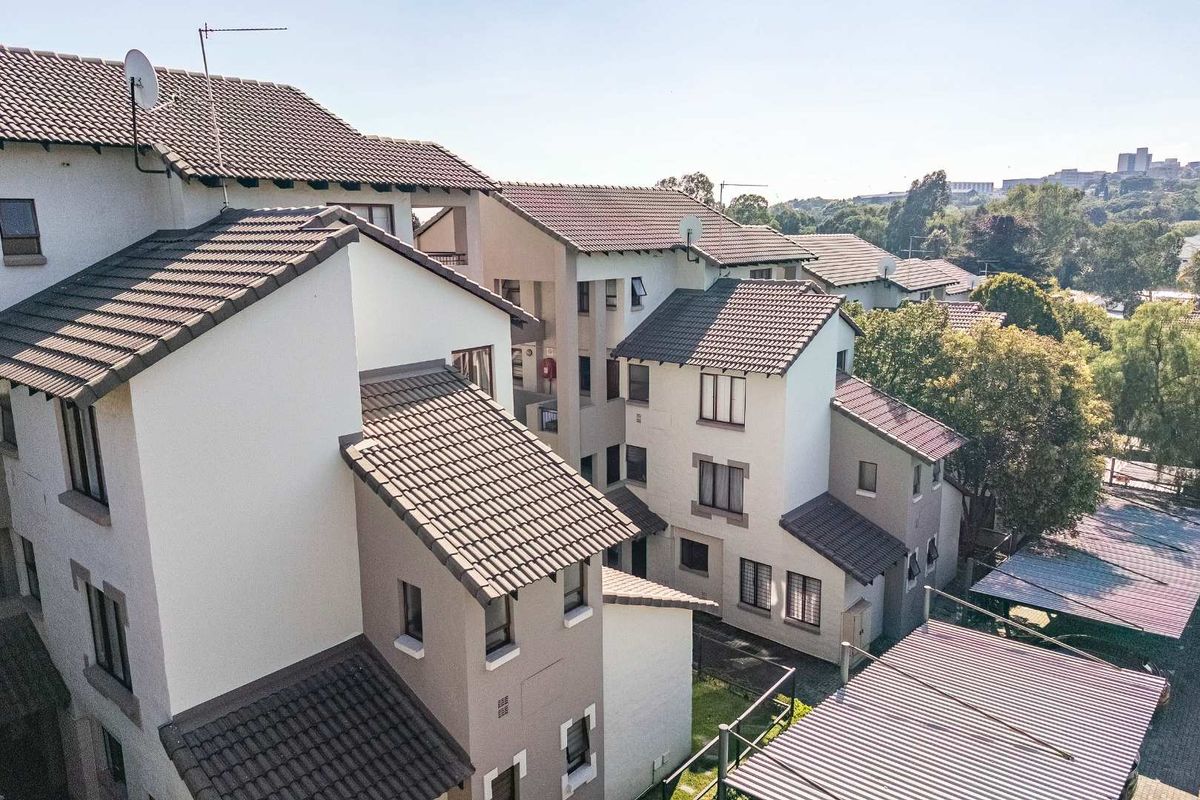 Duplex Living with Two Balconies in the Heart of Ferndale” - Photo 3