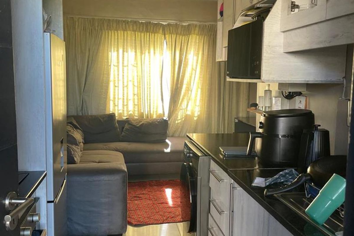 2 Bedroom apartment availble for sale - Photo 4