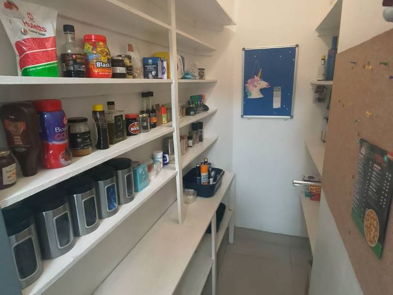 4 Bedroom house for sale with a 2bedroom flatlet - Photo 9