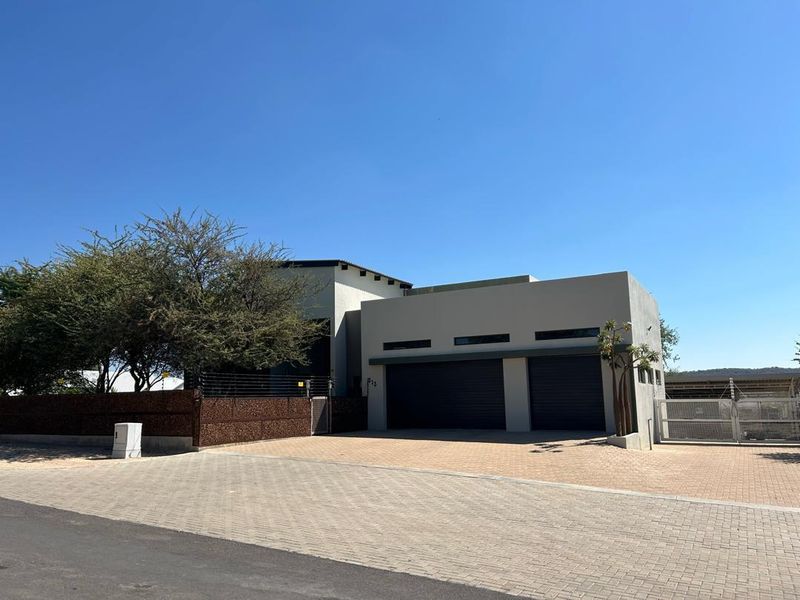 Luxurious Home For Sale - Outjo - Photo 2