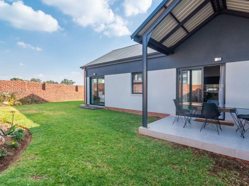 Your dream  home awaits in Northriding’s Baltimore Estate - Photo 4