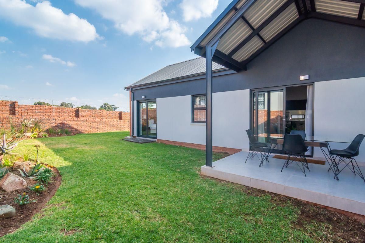 Your dream  home awaits in Northriding’s Baltimore Estate - Photo 4