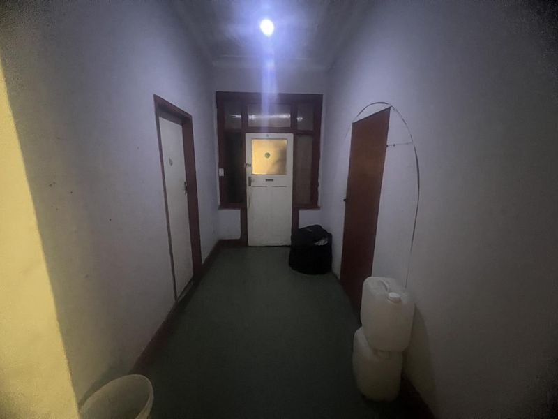 Property needs TLC - Photo 6