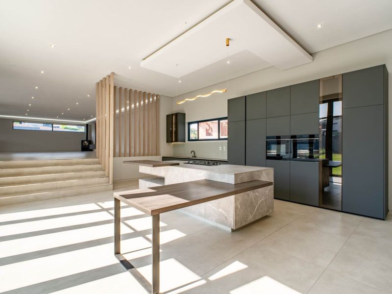 Brand-New Five-Bedroom Masterpiece For Sale in Waterfall Country Estate - Photo 2