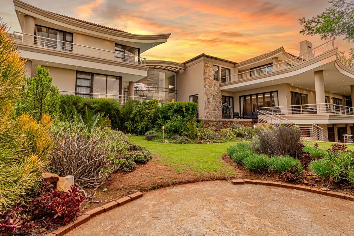 5 Bedroom House of Architectural Grandeur in Meyersdal Eco Estate – A Double-Stand Masterpiece of Modern Luxury - Photo 3