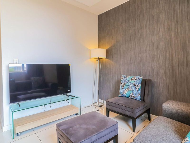 Perfect Buy-to-Let or Airbnb Opportunity in Vibrant Rosebank! - Photo 7