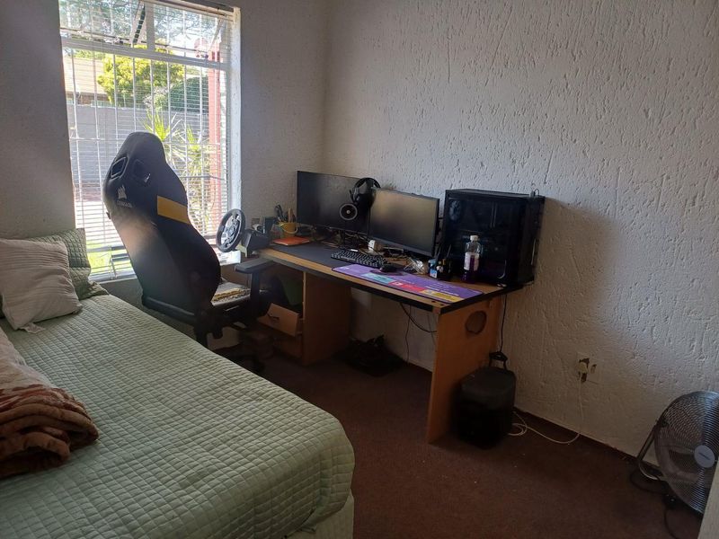 Spacious Simplex Townhouse with Pool & Entertainer’s Patio - Photo 8