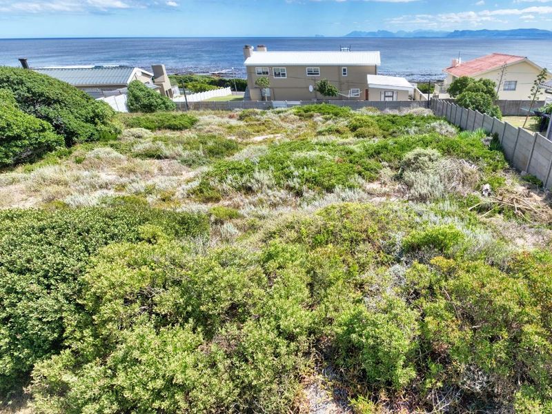 Scenic Vacant Stand on road away from the shoreline - Photo 7