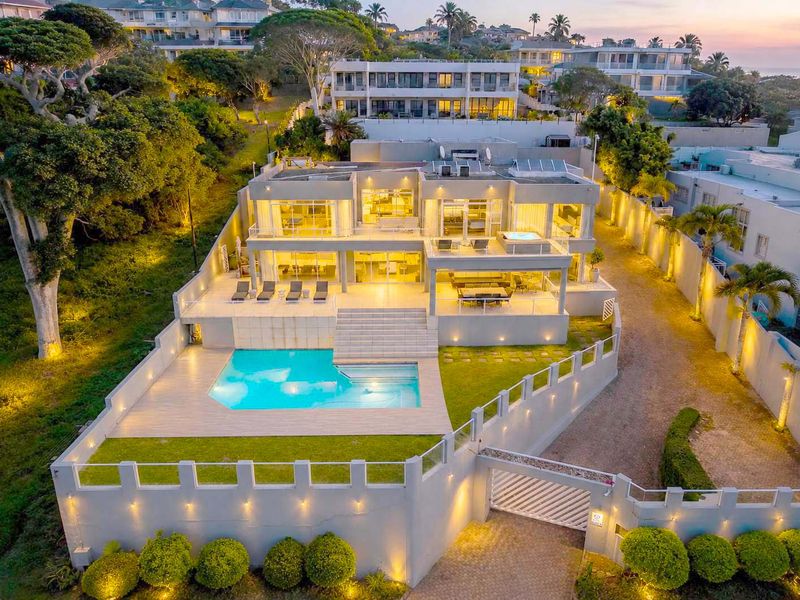 Forest Drive, Umhlanga Rocks – Exceptional Home with Panoramic Sea Views - Photo 1