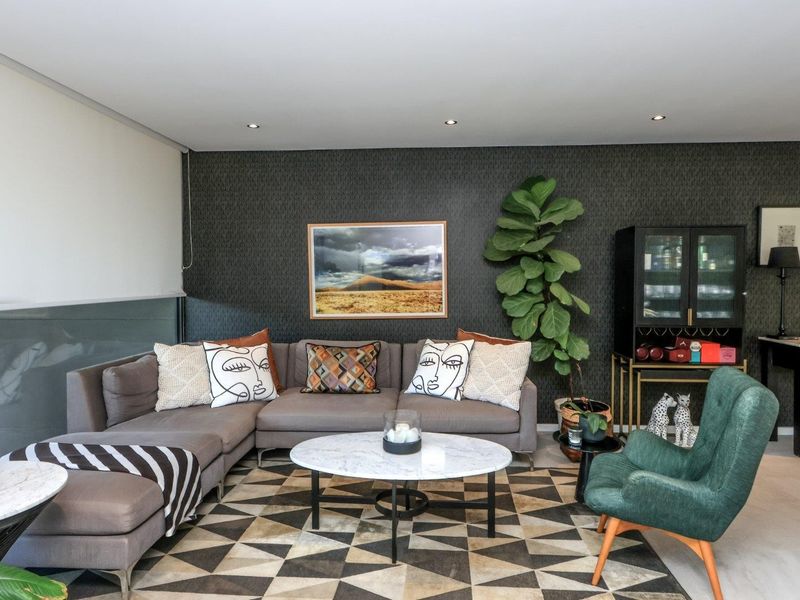Sophisticated Modern Living in Prestigious Hawaan Estate - Photo 7