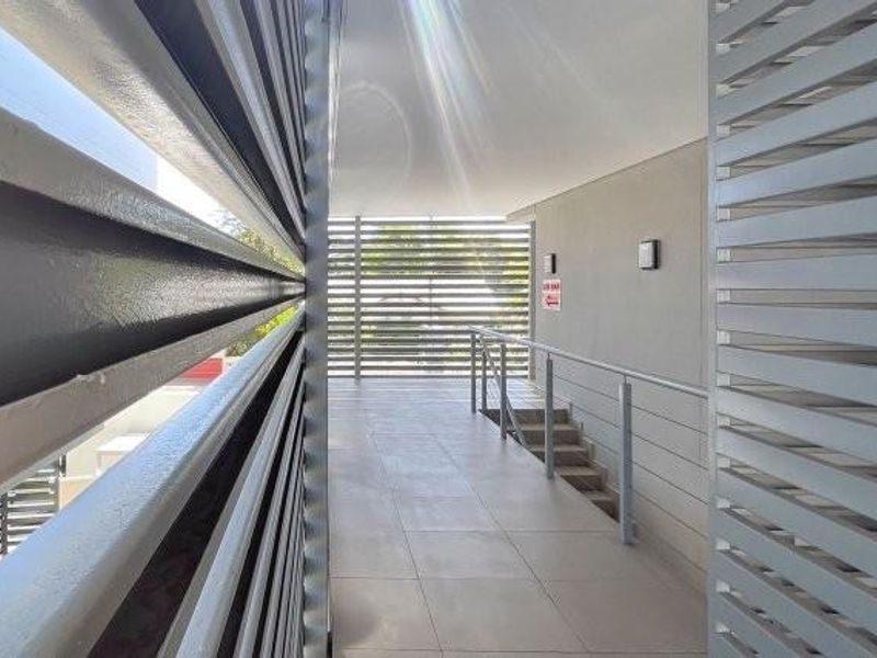 A GRADE OFFICES TO LET - BEST LOCATION - KLEIN WINDHOEK - Photo 3