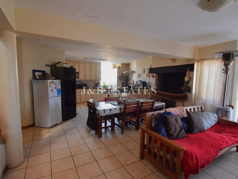 Double-Storey Family House - Photo 4