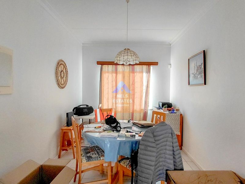 Golden Oldie For Sale in Vineta, Swakopmund - Photo 7