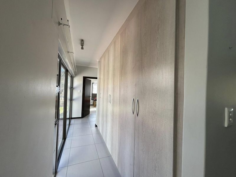 Discover this inviting 3-bedroom unit nestled in a secure gated community, offering comfort and space in a prime location. - Photo 9