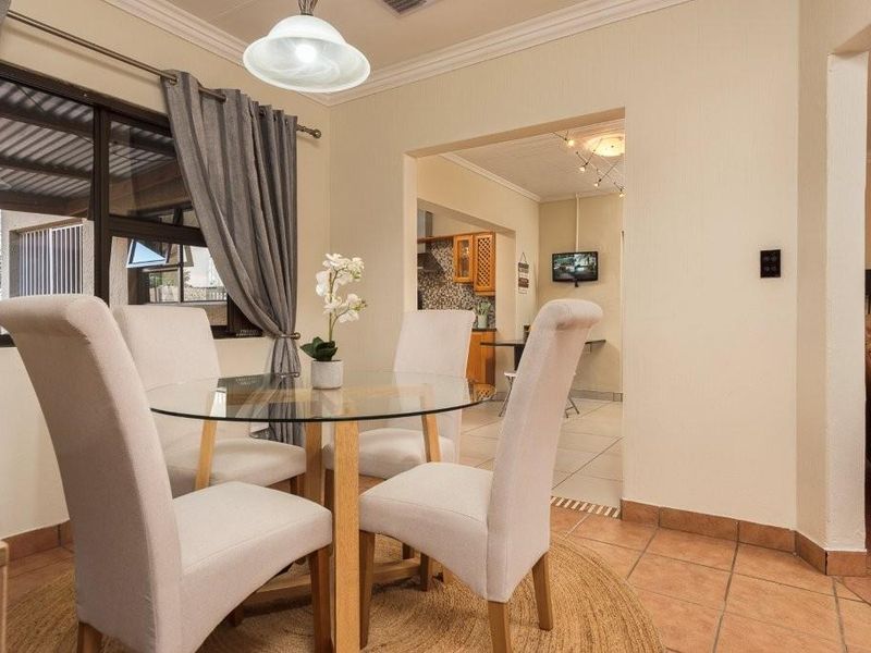 DESIGNED FOR MODERN FAMILIES, BUILT FOR LASTING MEMORIES - GLENVISTA - Photo 2