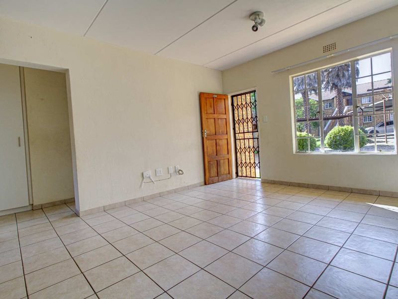 Move in Ready - Photo 2